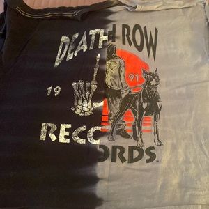 Gray and black death row graphic tee